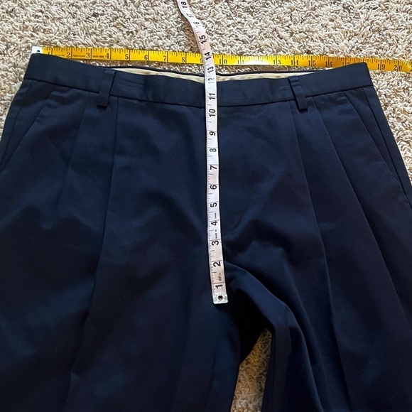 Dockers Men’s Classic Fit Pleated Dress Pants Dark Blue Navy 36x29 Pockets - Picture 5 of 7